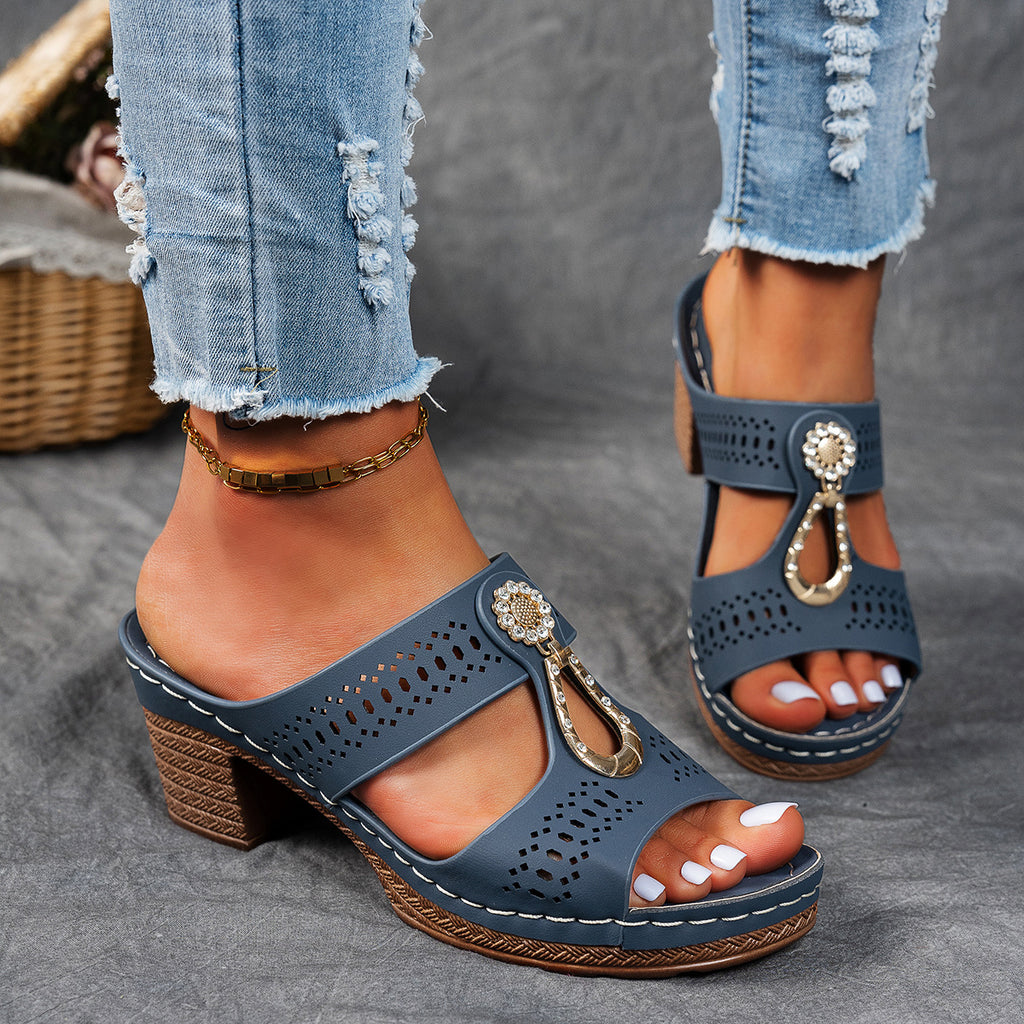 Chunky Heel Casual Sandals