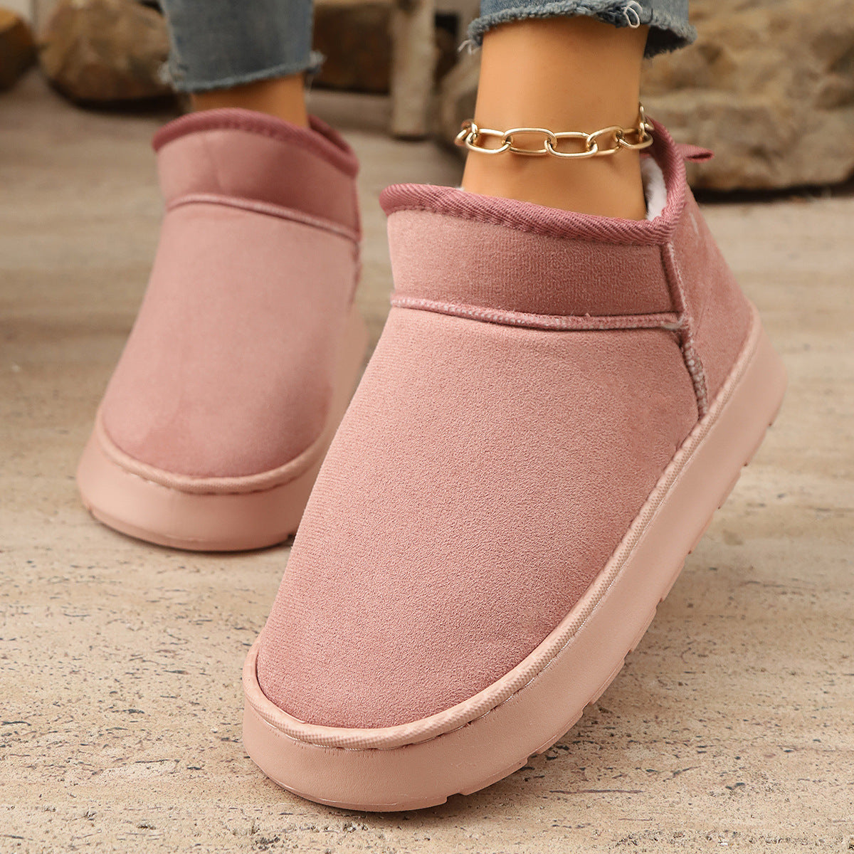 Plush-Lined Short Snow Boots