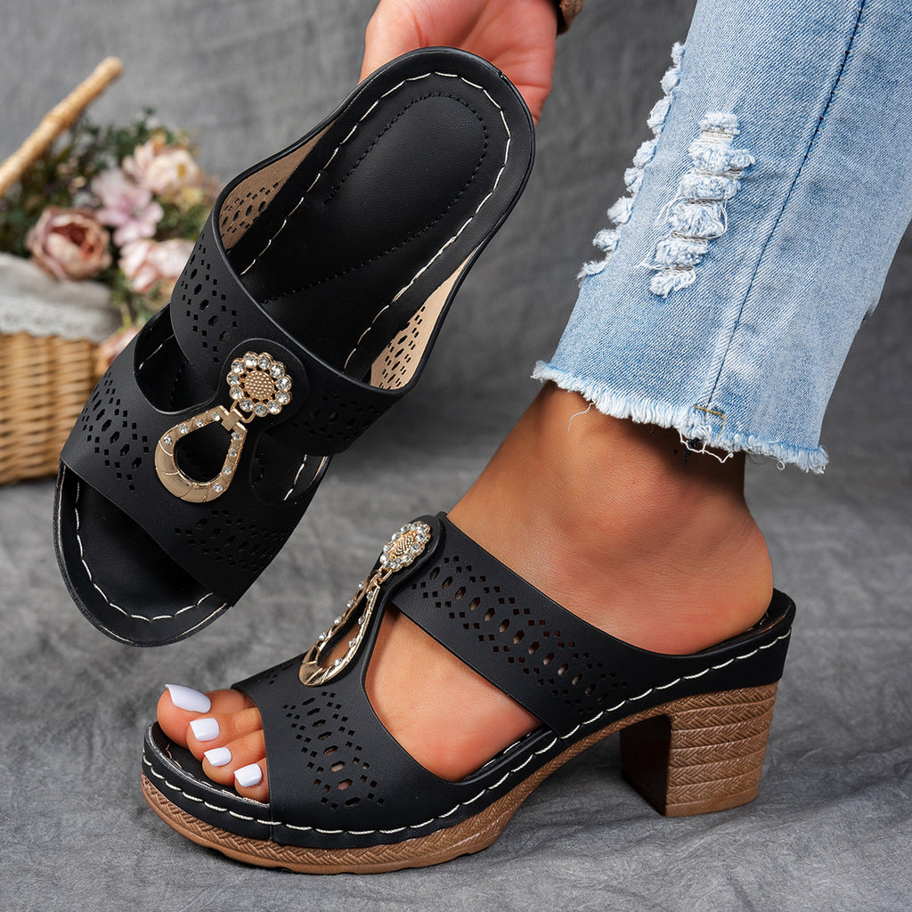 Chunky Heel Casual Sandals